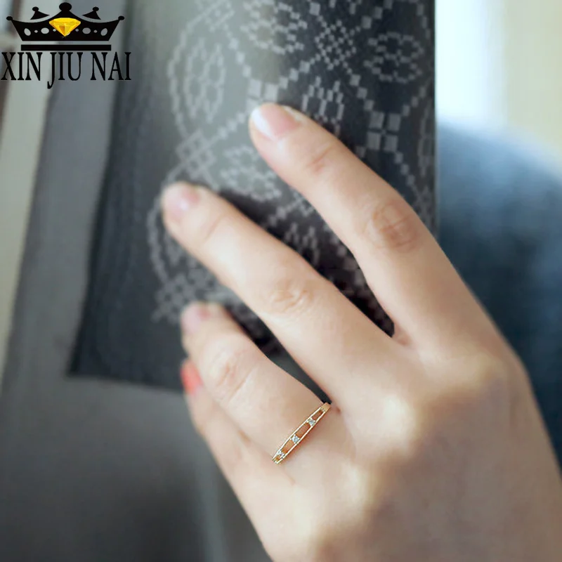 Женское Винтажное кольцо с цирконием золотого цвета простое тонкое свадебное