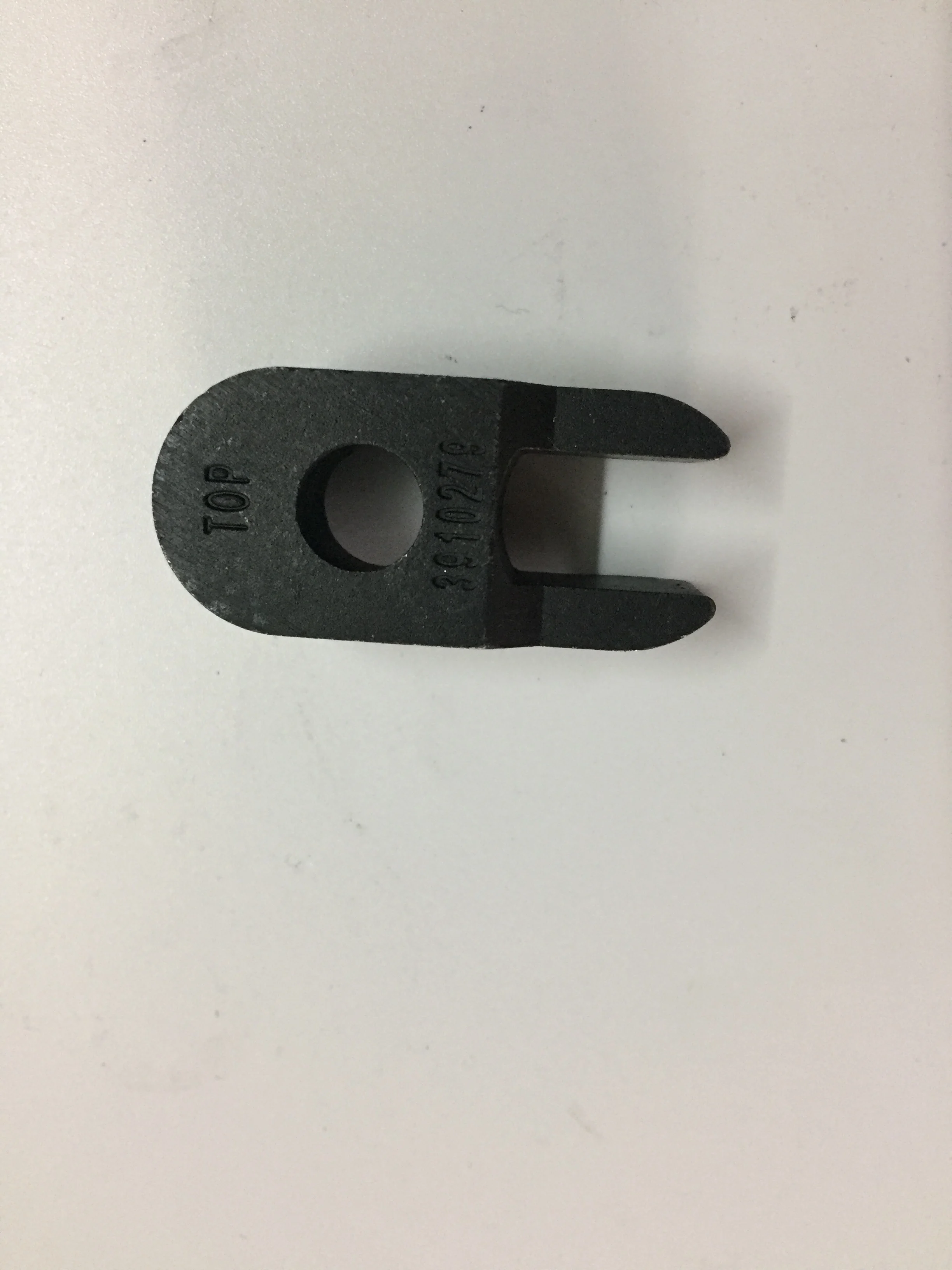 Оригинальные детали инжектора 6CT инжектор дизельного двигателя зажим 3910279 |