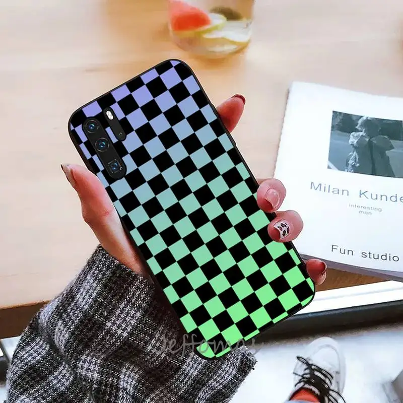 

Checkered Phone Case For Huawei P9 P10 P20 P30 Pro Lite smart Mate 10 Lite 20 Y5 Y6 Y7 2018 2019