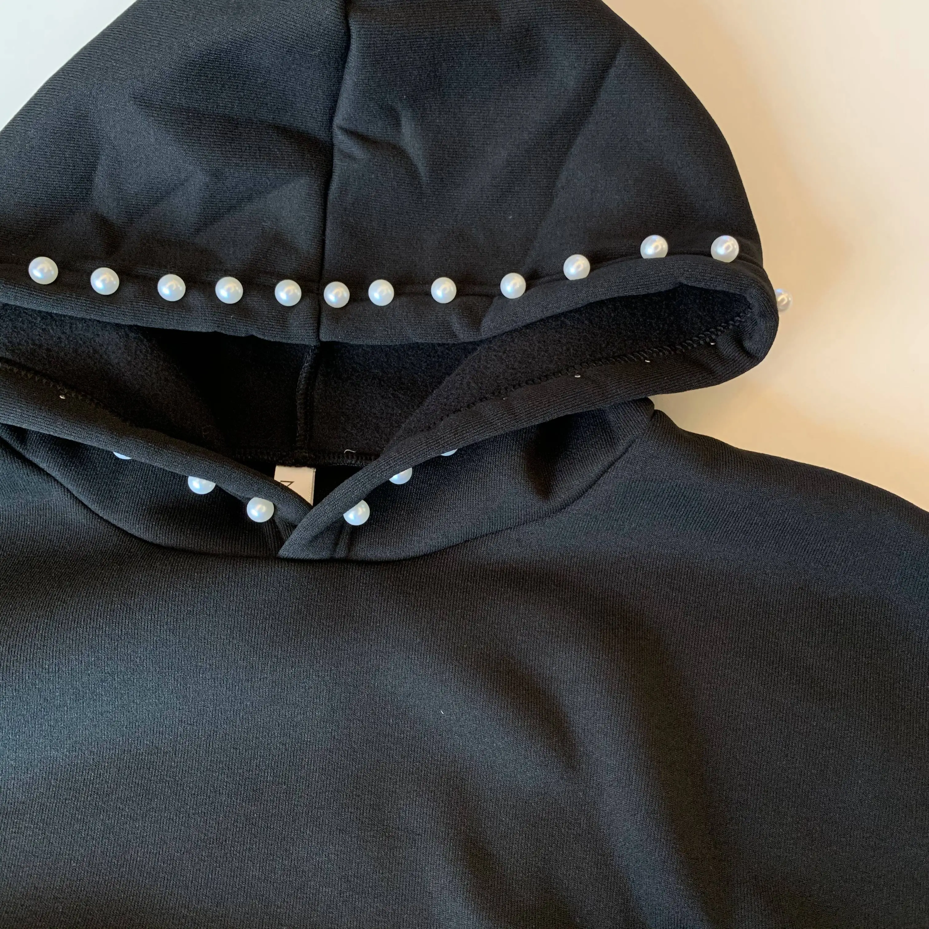 Худи женское однотонное с капюшоном элегантный однотонный деловой топ в