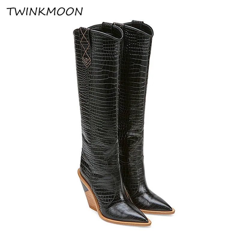 

Snake Pattern Women High Boots Winter 2020 Knee High Boots High Heels Wedges Shoes Point Toe Punk Sexy buty damskie