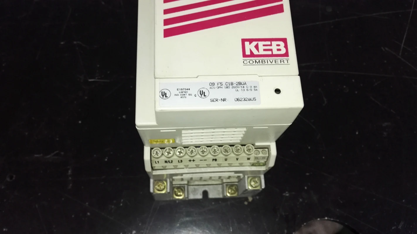 Инвертор Keb Combivert 09F5C1B-2B0A кВт используется в хорошем состоянии | Инструменты