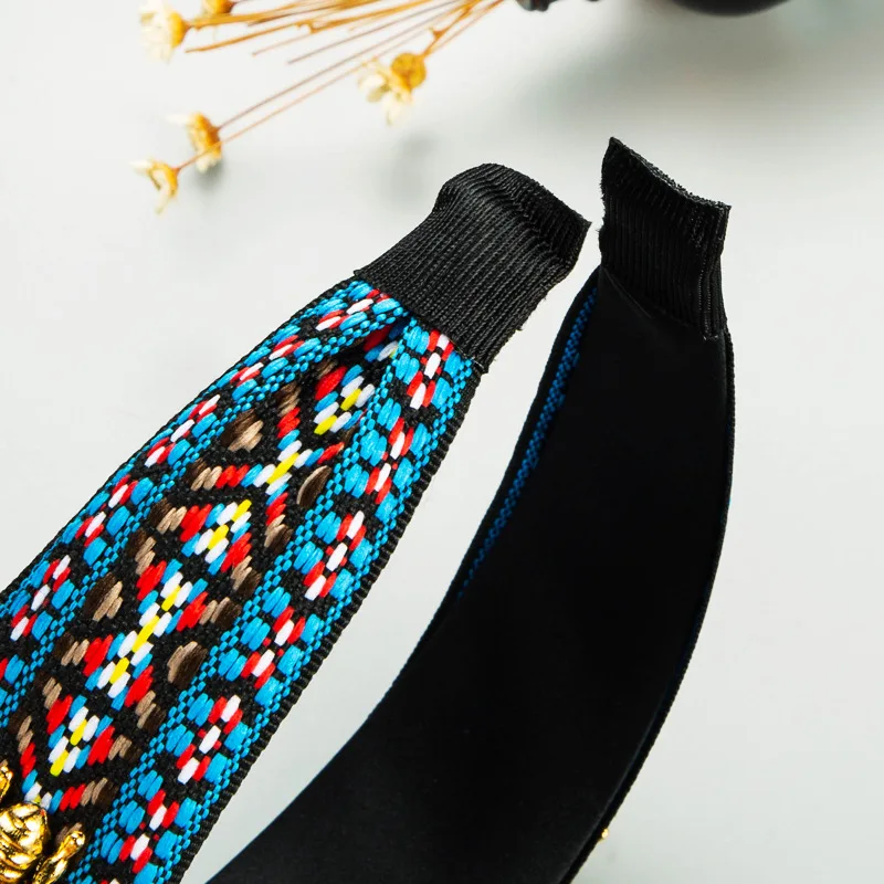 

2021 Knot Headband Korean Youth Beautiful Ethnic Wash Hairband Alloy Bee Fabric Wide-brimmed Women Hair Accessories