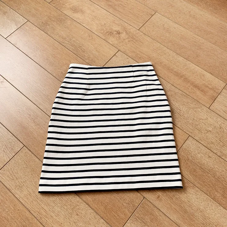 

Women Skirt 2021 Spring and Summer New Knit Striped Skirt