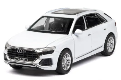 Высокая имитация 1:32 Audi Q8 со звуком светильник Вытяните назад игрушечный автомобиль модель игрушки для детей Подарки