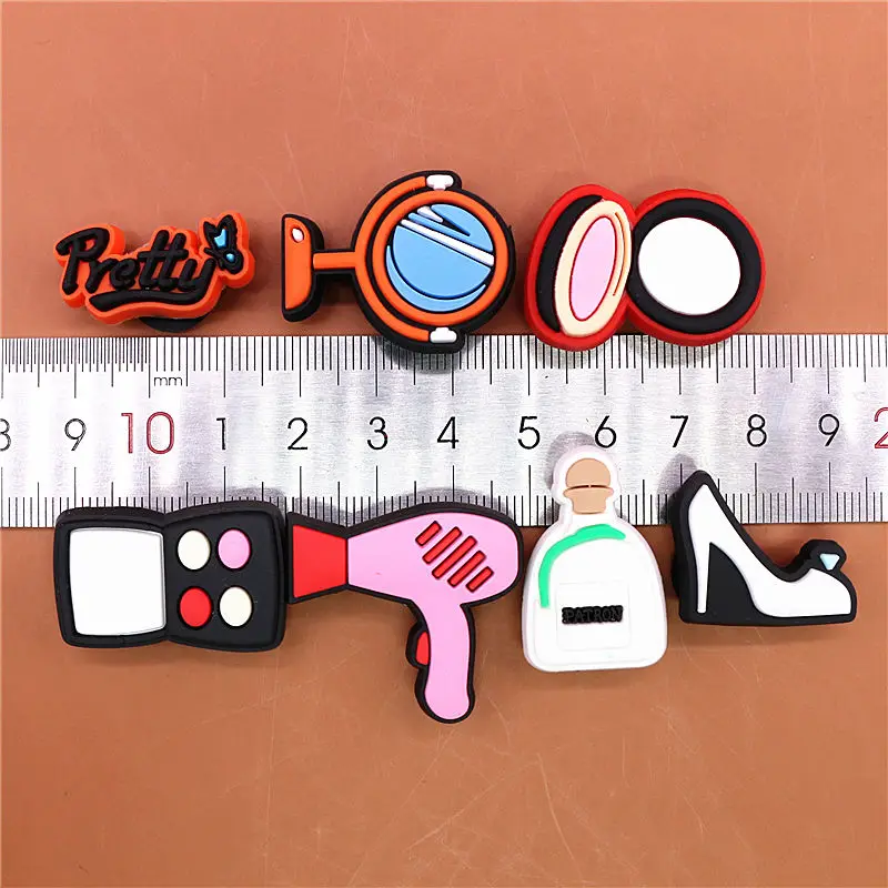 

Freeshipping 1pcs Cosmetics Shoe Charms Foundation Box Mirror Perfume Shoes Accessories Decoration Fit Croc Jibz Kids Gifts U240