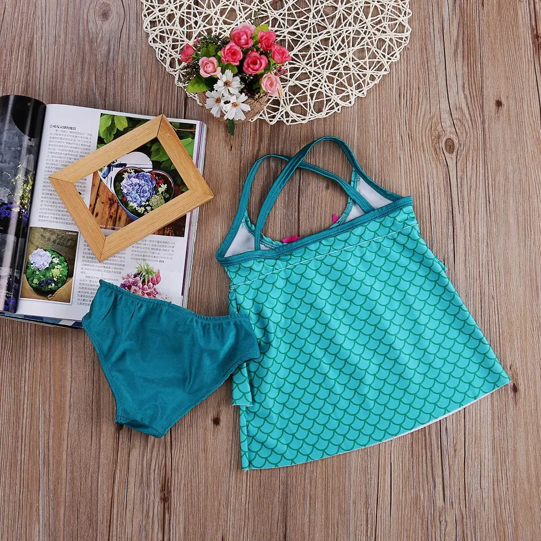 

Summer Baby Girls Merimaid Swimwear green color Bikini Set Swimming Bathing Suit Swimsuit