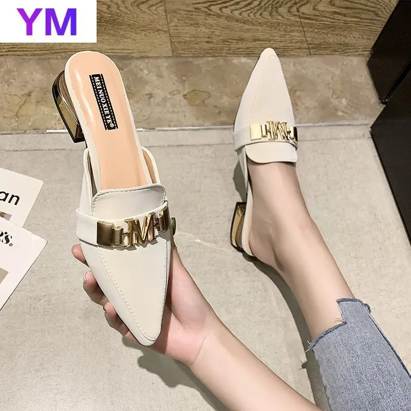 Модное металлическое украшение Свадебная обувь Женские босоножки Туфли с острым