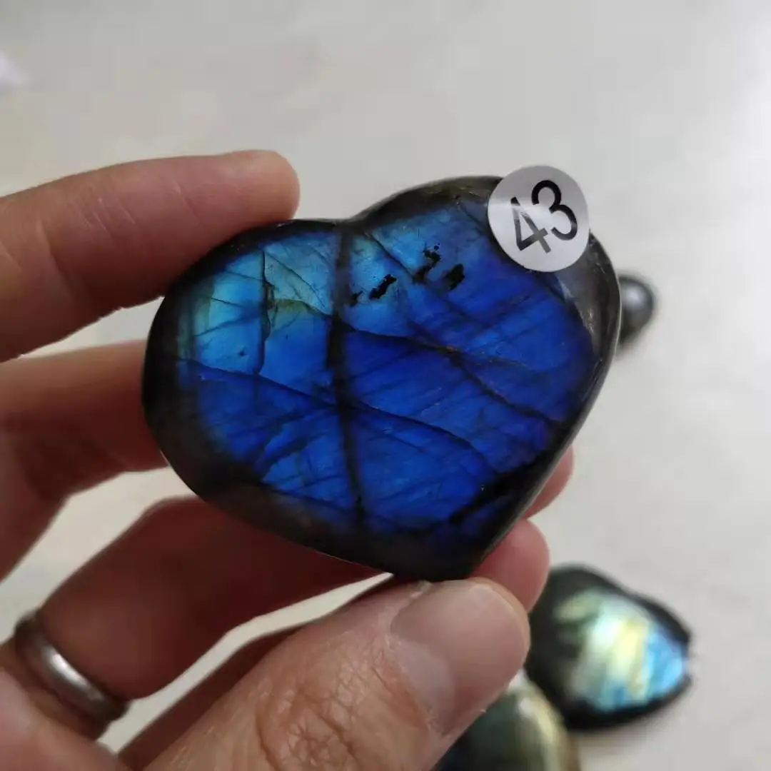 Камень лабрадорит камень в форме сердца кристаллы натуральный естественное