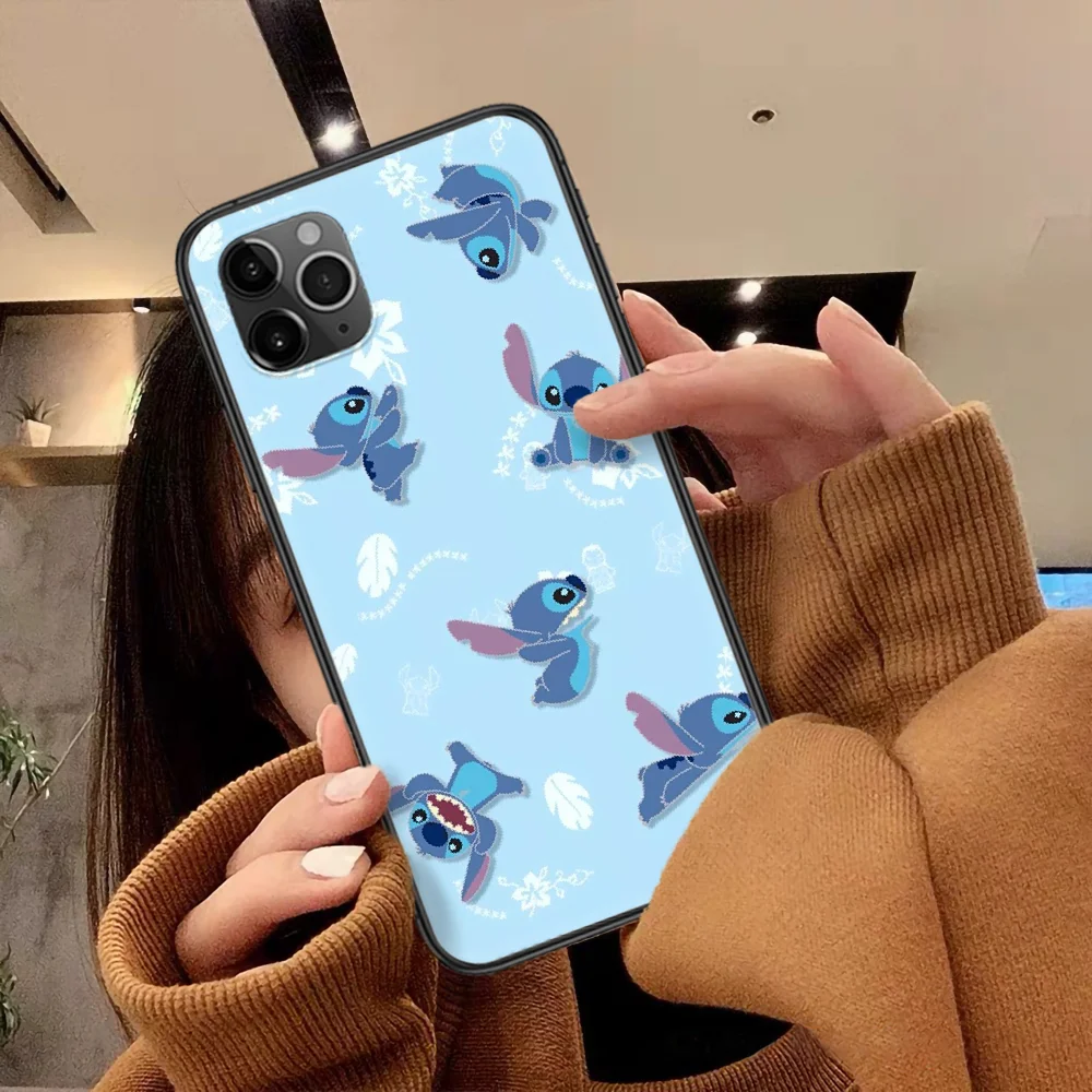 

Cartoon Cute Stitchs Phone Case For Iphone 4 4s 5 5S SE 5C 6 6S 7 8 Plus X XS XR 11 12 Mini Pro Max 2020 Black Funda 3D Bumper