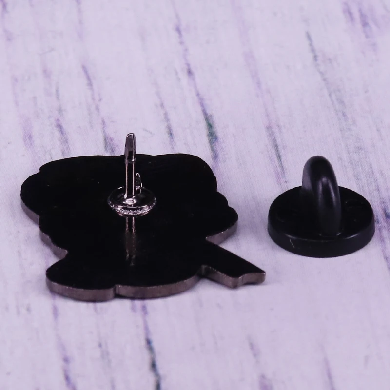 Garnet enamel pin hardened gem and leader of the Crystal Gems brooch | Украшения и аксессуары