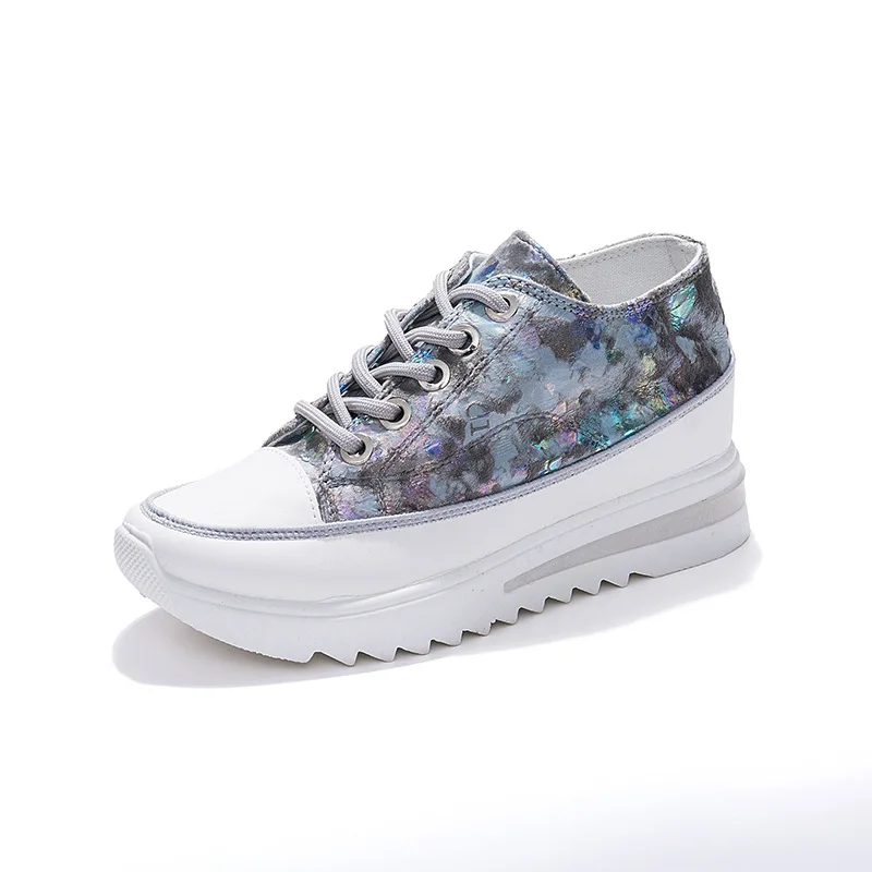 

Women's sneaker canvas shoes inside the high and low top floral casual sneaker