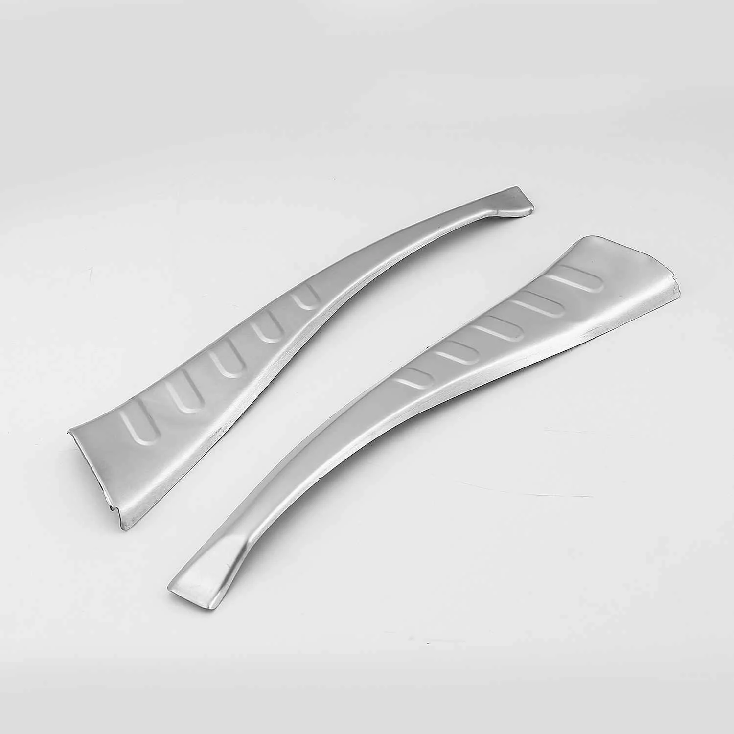 

For Toyota RAV4 2013-2015 2016 2017 2018 Stainless Steel Inner Rear Bumper Protector Sill Trunk Trim Accessories Car Styling