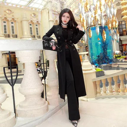 

New Korean version of the spring-style color colorful commuting temperament Slim medium-length double-breasted thin windbreaker