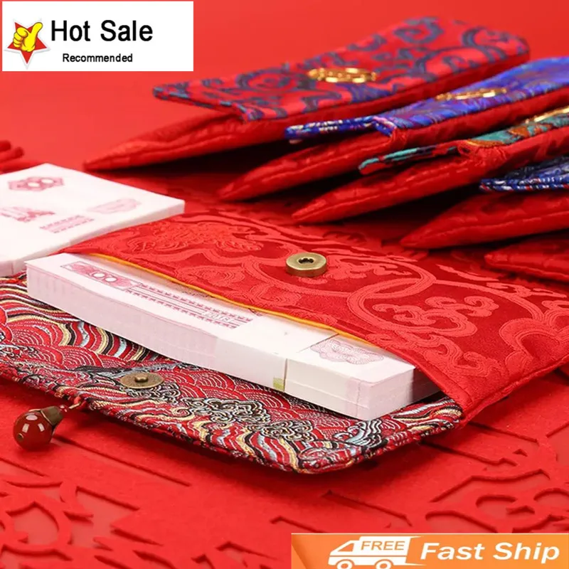 

Chinese Style Lucky Money Bag Cloth Floral Red Envelope Pocket New Year Packet for Chinese Spring Festival's Gift Red Envelopes