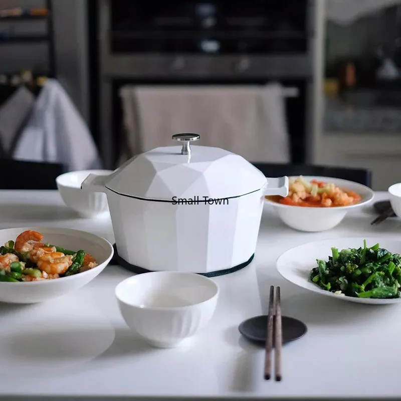 2.8л Эмаль чугунная сковорода домашняя многофункциональная тушеная