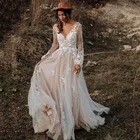 Винтажное свадебное платье в стиле бохо, с длинным рукавом и V-образным вырезом