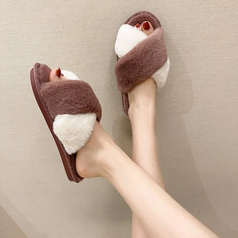 

2021 Spring and Autumn New Color Matching Cute Home Furry Slippers Women
