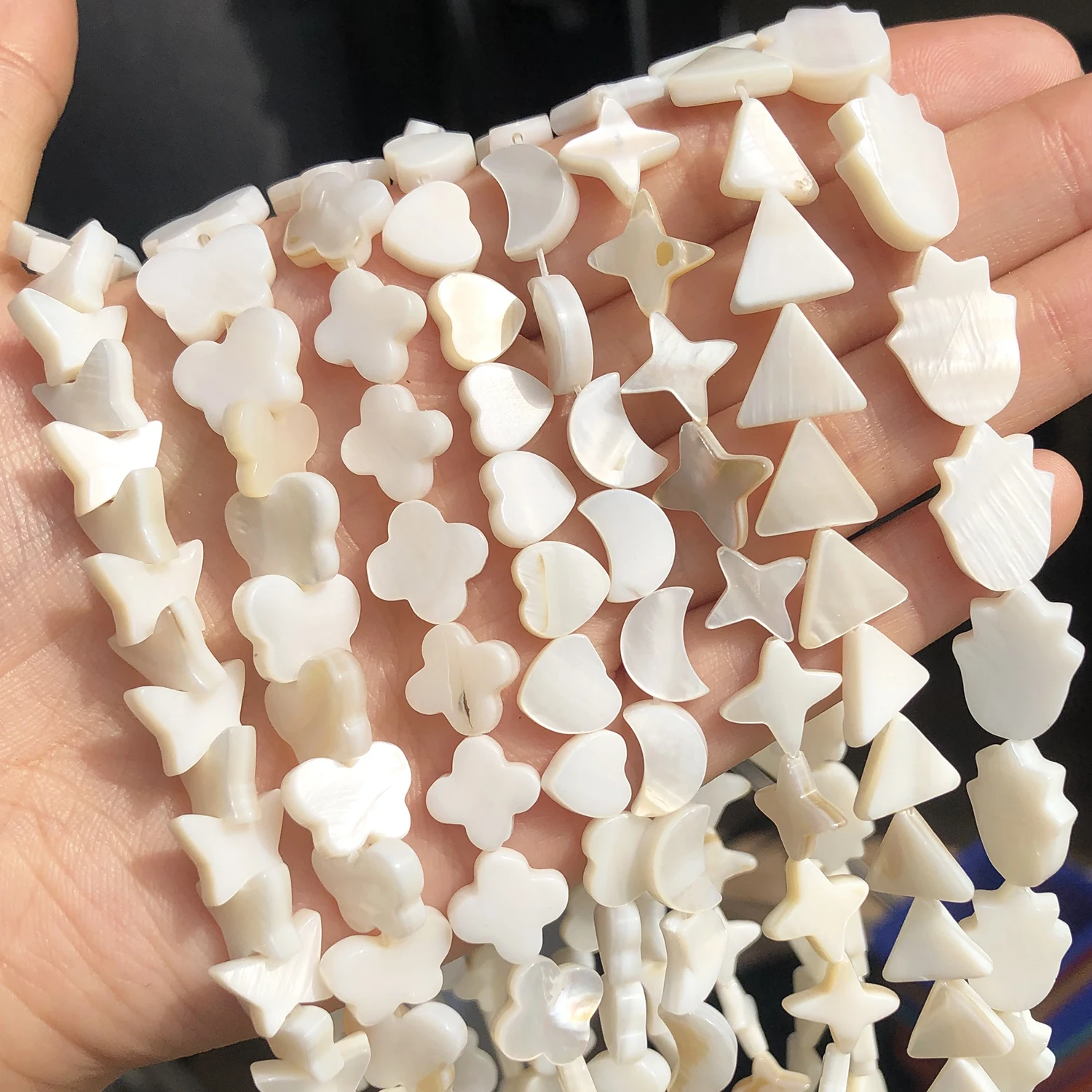 Natural White Mother of Pearl Shell Beads Butterfly Heart Moon Starfish Freshwater Shell Beads for Jewelry Making DIY Bracelet
