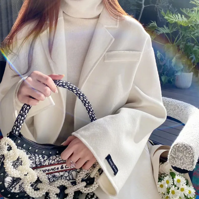 

2021 New Fashion Embroidery Luxury Handbag Female Bag Designer Pearl Chain Jacquard Portable Wallet One-shoulder Messenger Bag