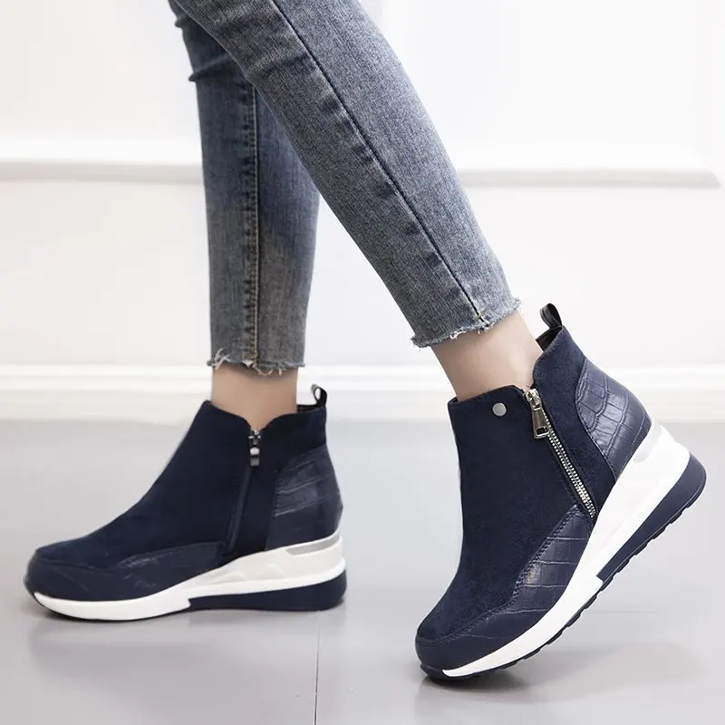 

Fshion 2021 Women's Hign Top Designer Shoes Plus Size Lengthe Charms Female Ladies Autumn and Winter Motorcycle Casual Boots