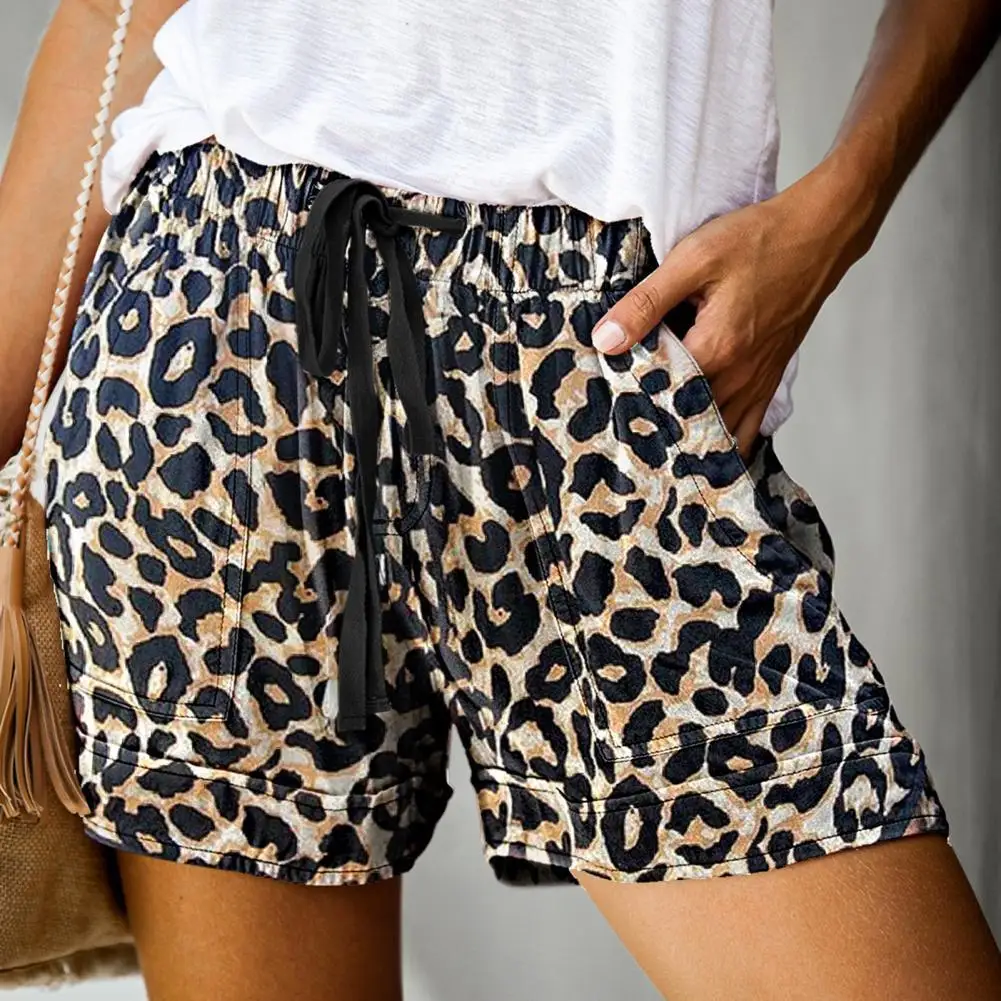 

Женские повседневные шорты с принтом, Простые Летние свободные брюки с эластичным поясом и карманами на шнурке, модная уличная одежда для д...