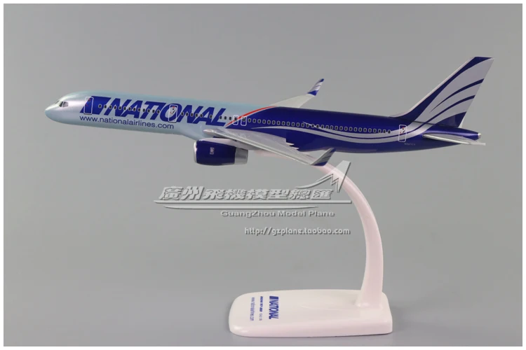 27 см Американский национальный авиакомпаний Национальный Boeing B757-300 1:200