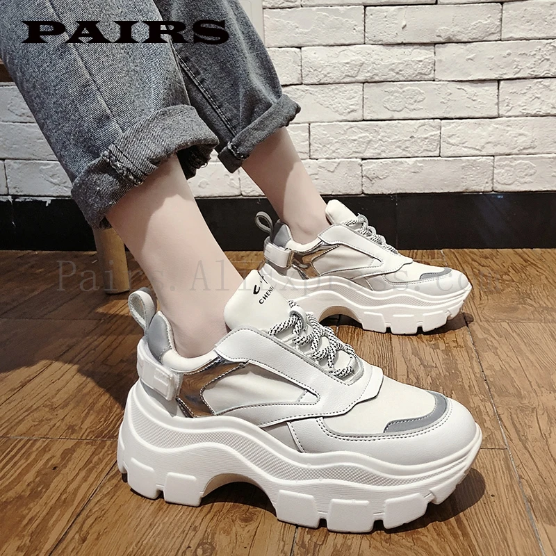 Модные женские кроссовки сезон осень Прямая поставка обувь на толстой подошве