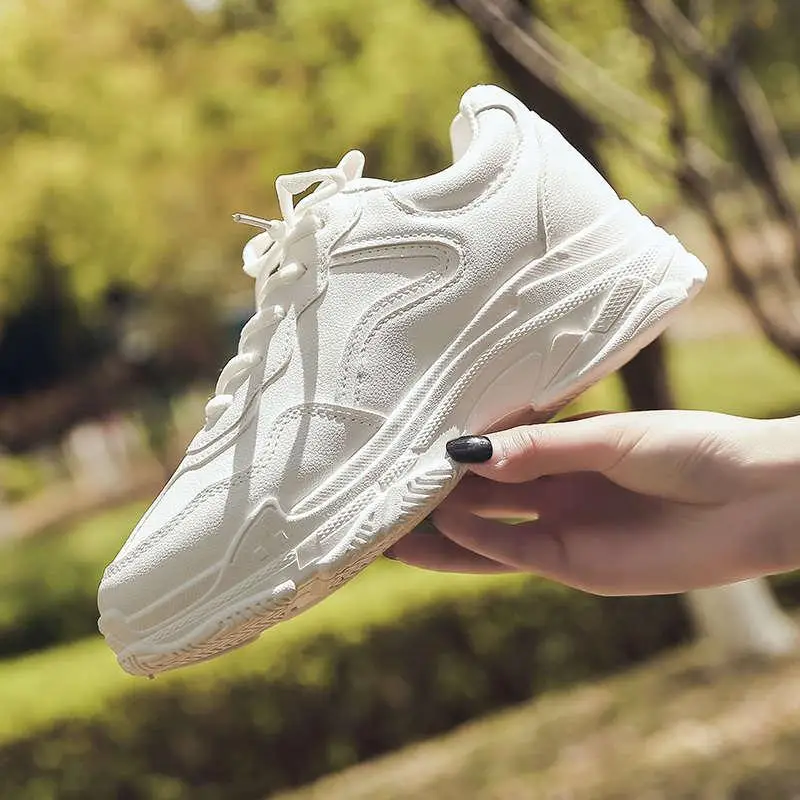 Женская обувь сезон осень белые туфли женские кроссовки коллекция 2019 года