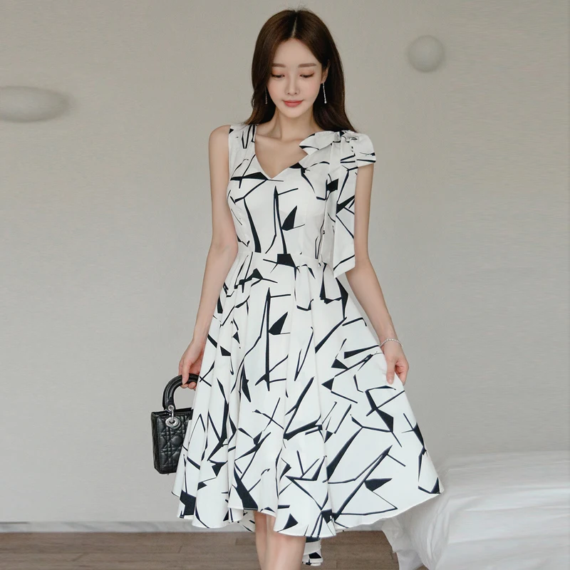 

Summer New Office Lady Fashion White with Black Print V-neck Sleeveless Slim Long Midi dress Formal Business 2021