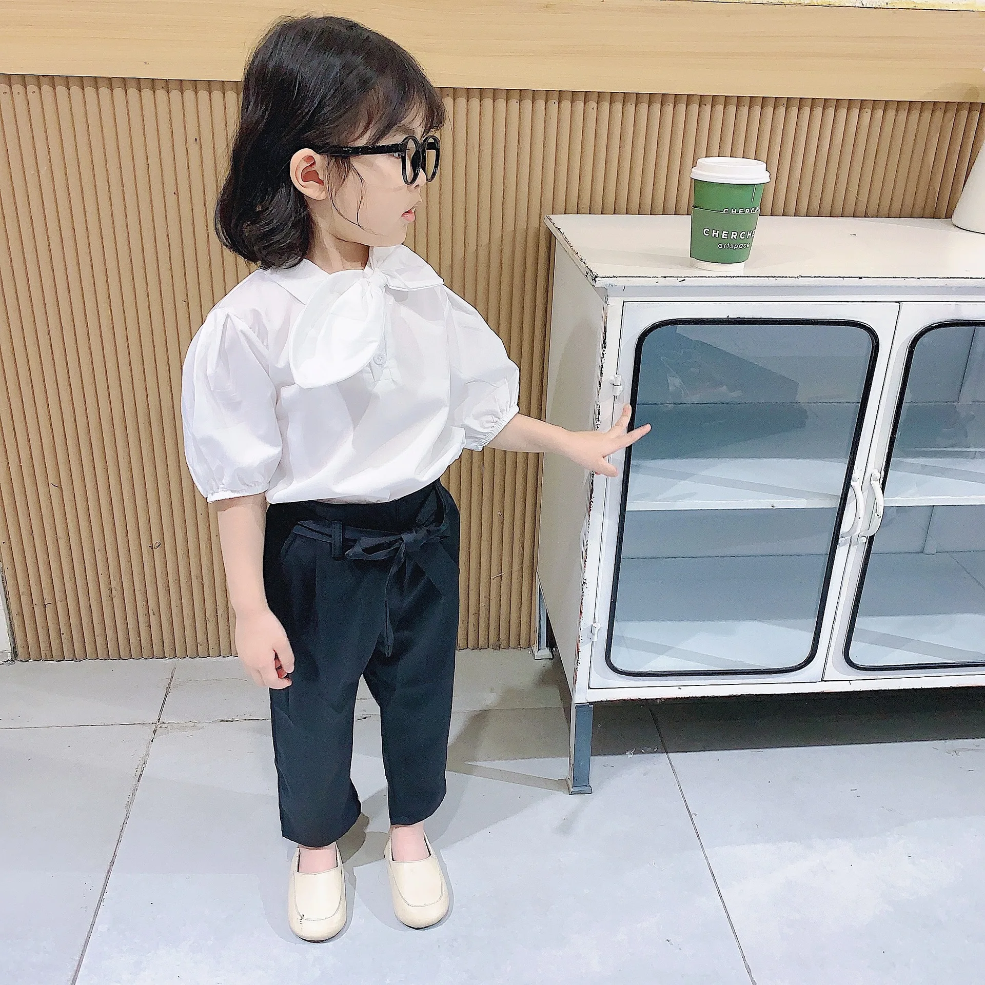 Костюм для девочек красивая рубашка с большим бантом и штаны весна-осень 2020 новая