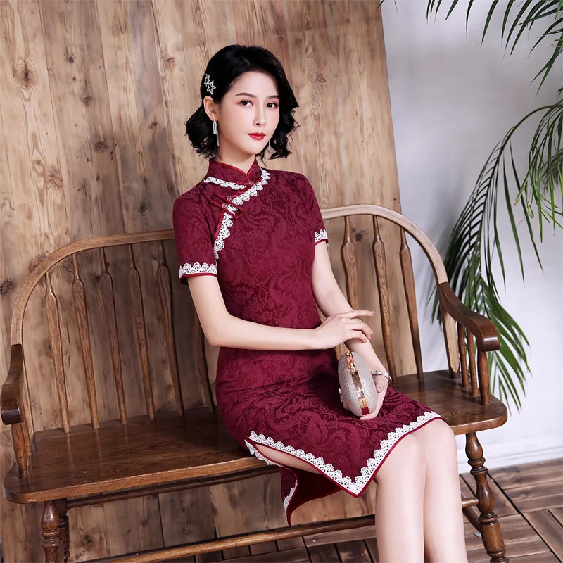 

Бордовый; Уникальное кружевное хлопковое платье Cheongsam женский элегантный воротник стойка короткий рукав Винтаж принт, платье в китайском с...
