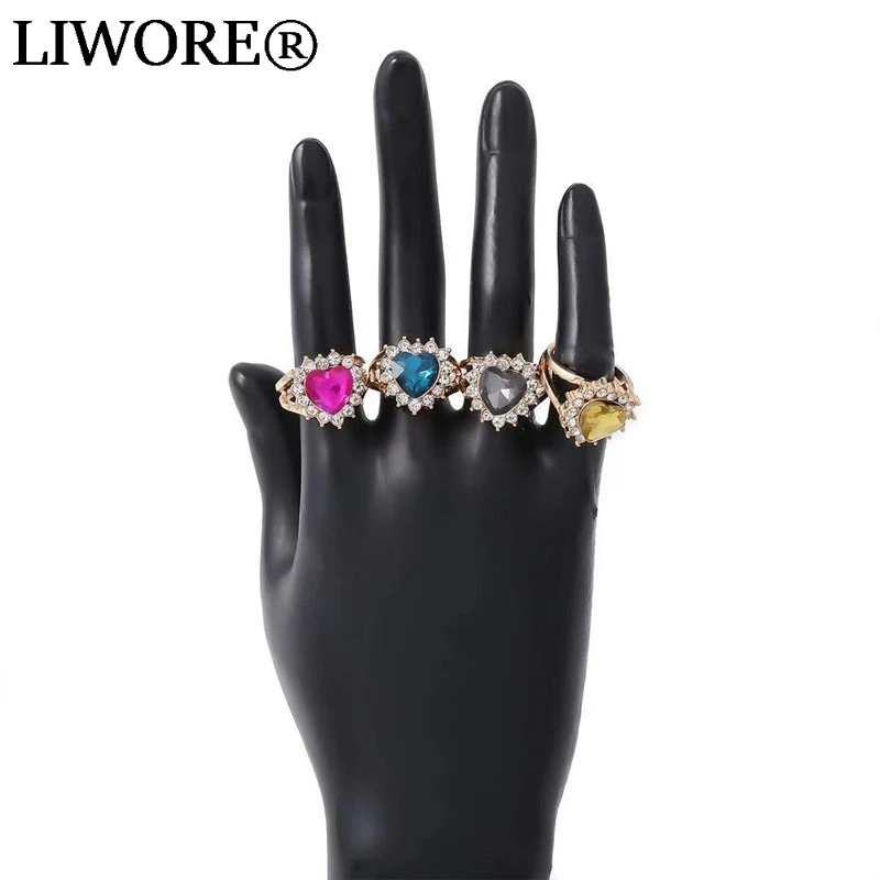 

Liwore Luxury Diamond Heart Ring For Women Fashion Zircon Gem Ring Set Retro Charm Women Ring High-end Jewelry