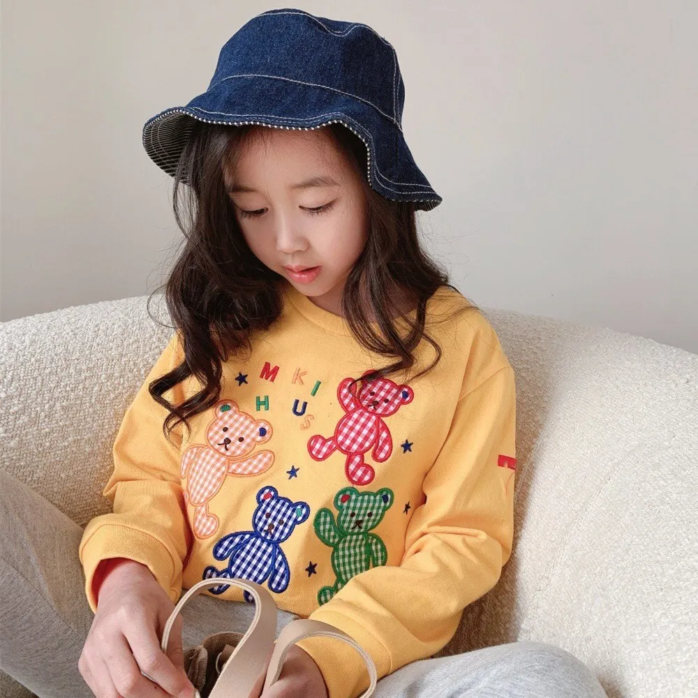 

baby girls clothes 2021 spring Cartoon bear letters embroidered sweatshirt Round neck long sleeves tops