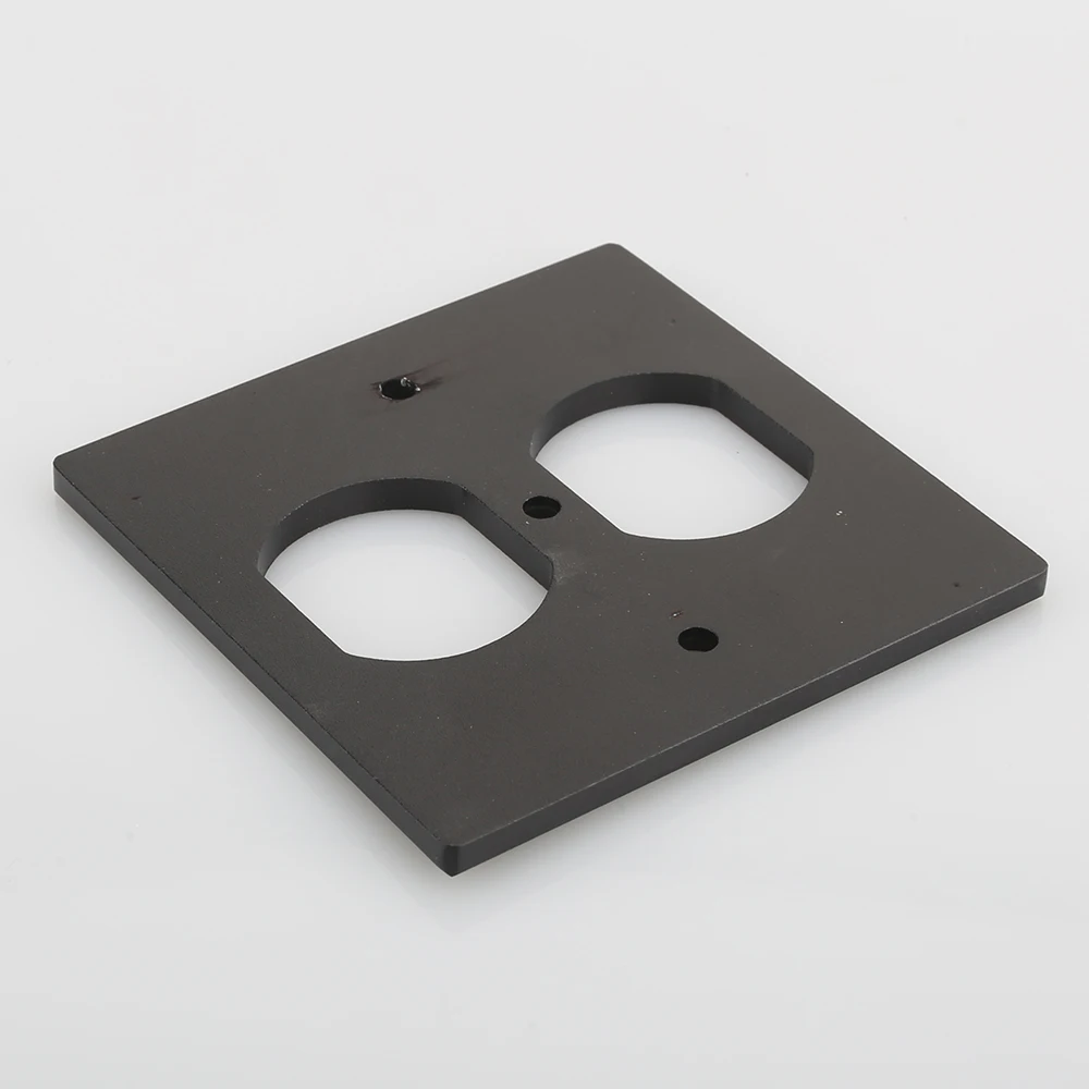 High Quality 1x US Socket AC Power Duple Receptacle Cover Outlet Wall Plate Panel 8.5x8.5cm black | Электроника