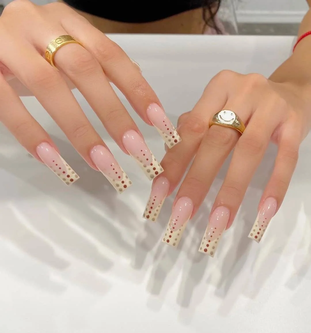 

Накладные ногти с красными точками, 24 шт., длинные заостренные ногти, милый стиль, носимые Готовые Ногти с клеем WD