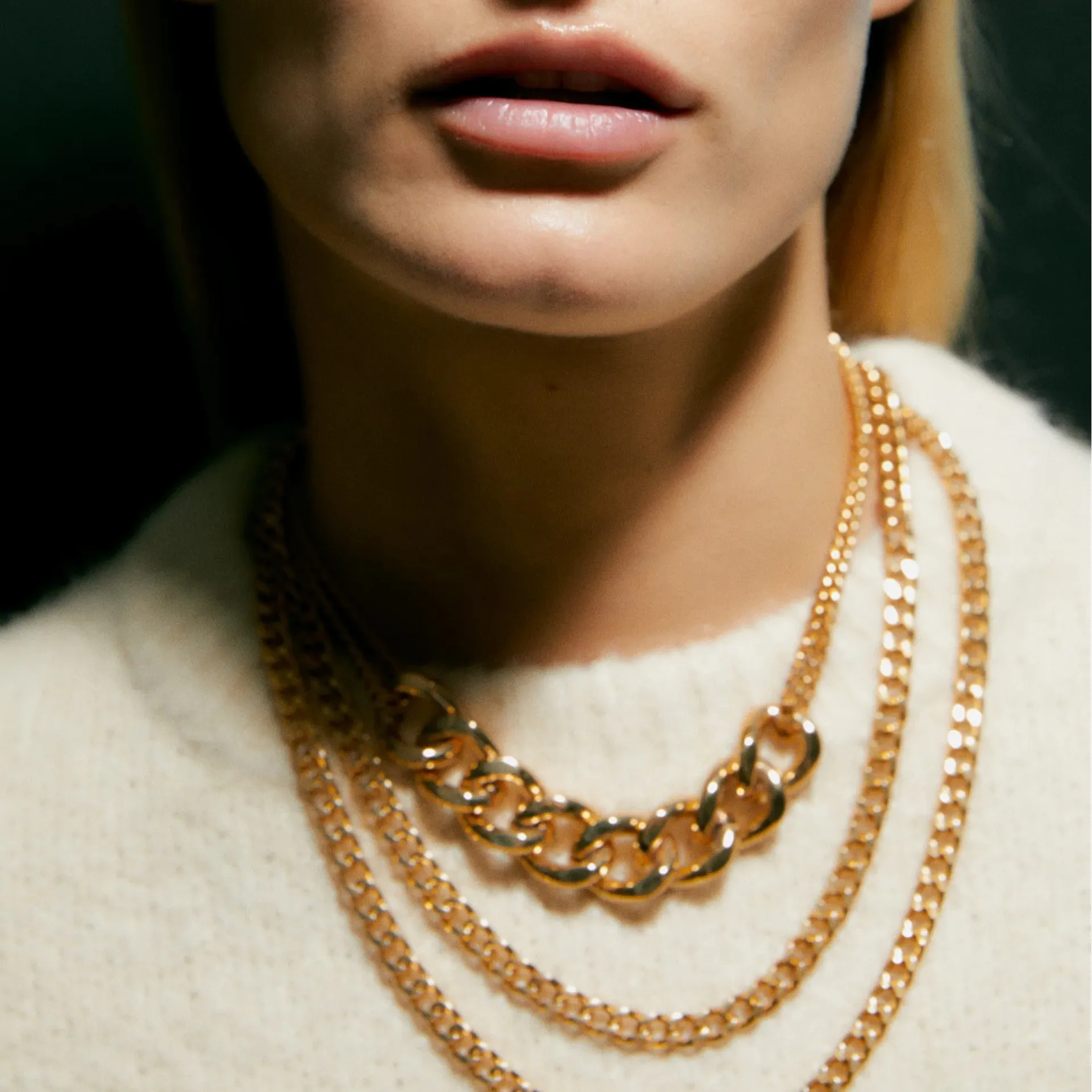 

Ladyfrisy Simple Atmospheric Multi - Layered Sweater Chain For Women New Tremdy Fashion Jewelry Statement Wholesale