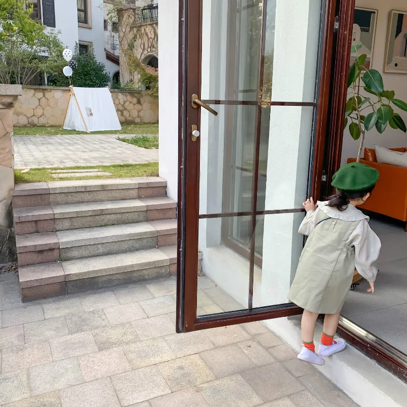 Милые вельветовые Комбинезоны для маленьких девочек весна 2020 Повседневная