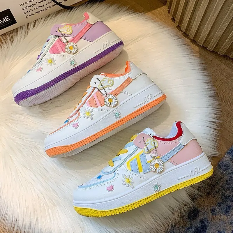 

Travel Shoes for Women Round Toe Lace Up Casual Flat Sneakers Woman 2021 New Fashion Girls Lovely Flats Running Sneaker Female