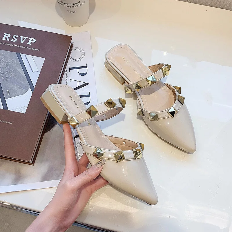 

Shoes Slippers Casual Slipers Women Cover Toe Rivet Slides Loafers Low Luxury 2021 Pointed Fashion Rome PU Rubber Patent Leather