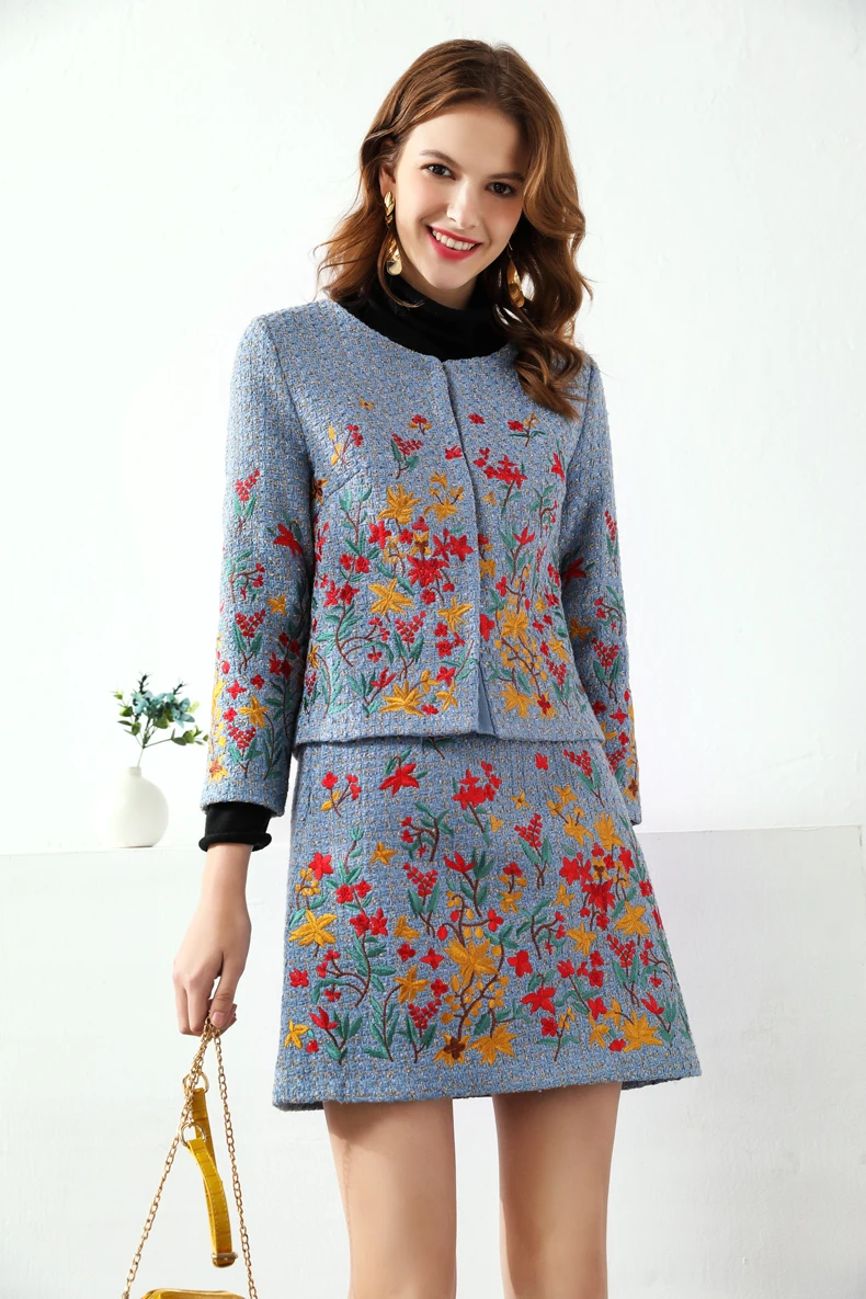 

Women's Runway Twinsets O Neck Wrist Sleeves Embroidery Jacket Blouse with Short Skirt Elegant Designer Two Piece Dress Suit Set