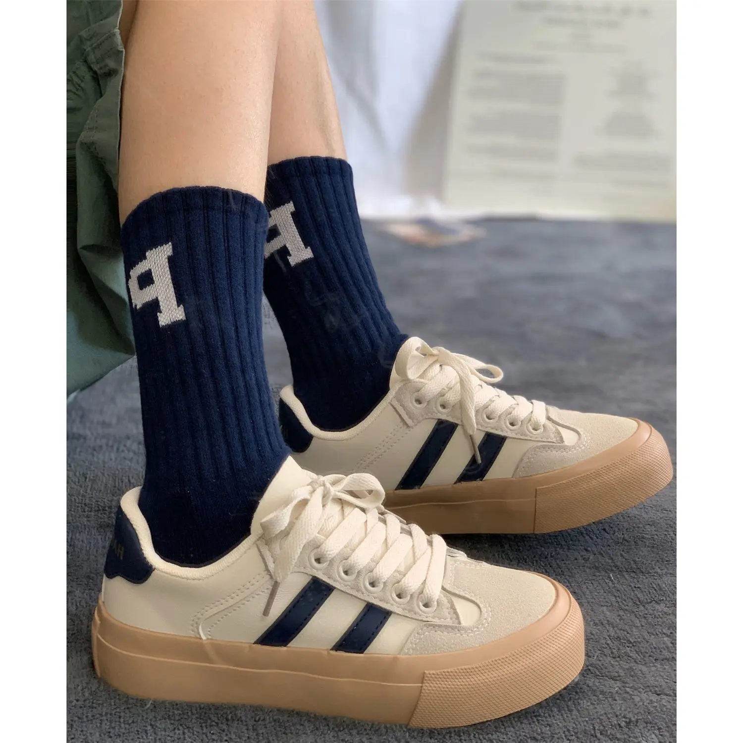 

2023 QWEEK Women's Sneakers Sports Shoes Fashion Casual Flats Vulcanized Winter Harajuku Running Athletic Dropshipping