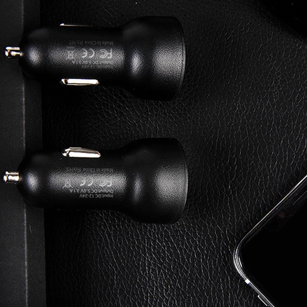 Автомобильное зарядное устройство с двумя USB-портами 12 В/24 В 3 1 А |