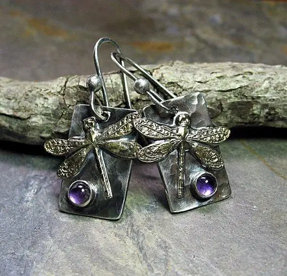 Wish new dragonfly earrings women's retro personality animal gem earrings jewelry.