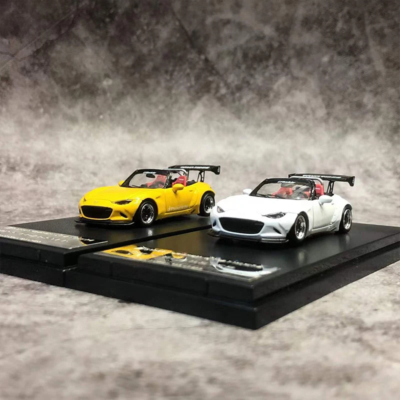 

Street Weapon 1:64 Model Car Mazda MX-5 Roadster Alloy Die-cast Vehicle Display Collection