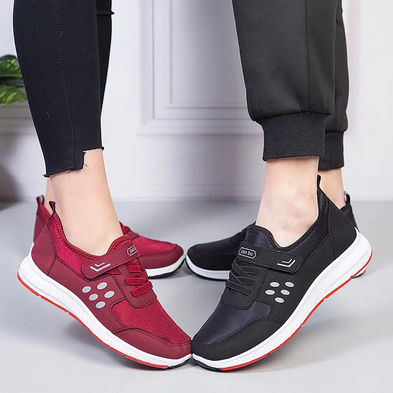 

2021 artificial Leather Men Causal Shoes Male Spring Men Casual Light Shoes Sneakers Lac-up Flats Breathable Outdoors Sapato