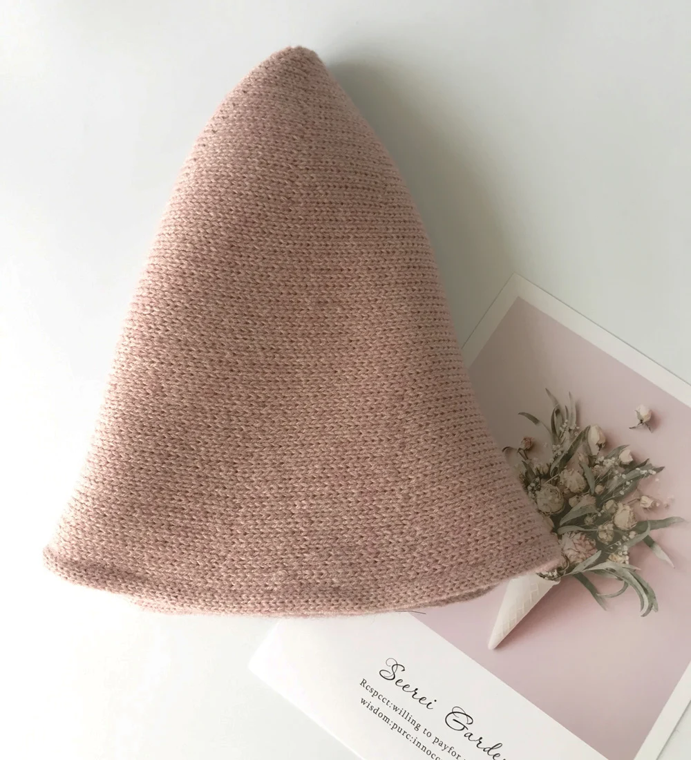 Hat female Autumn winter fisherman hat female small pure and fresh Korean version of joker spring summer day department corduroy