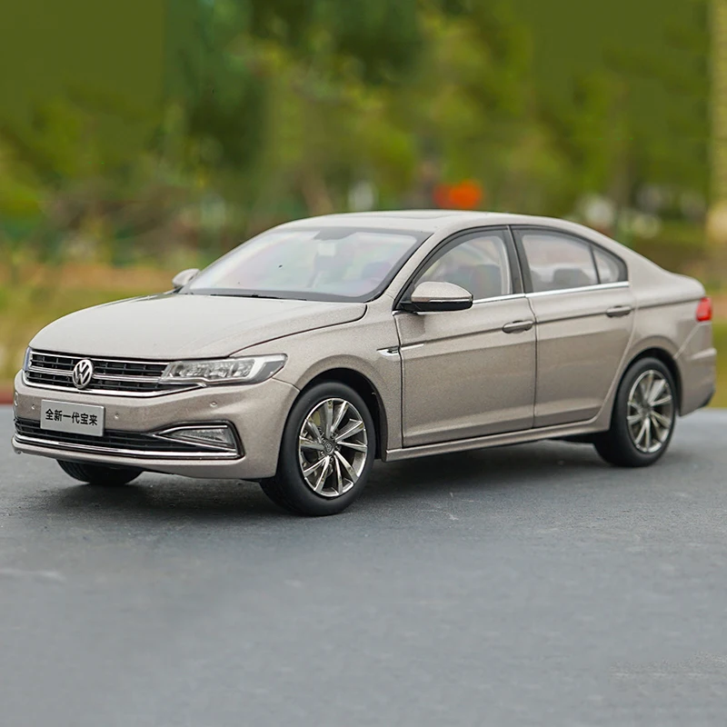 

1:18 Масштаб литой модели VW BORA 2019 модель автомобиля 1/18 сплав игрушечный автомобиль миниатюрный коллекция для игрушка для мальчиков и девочек ...