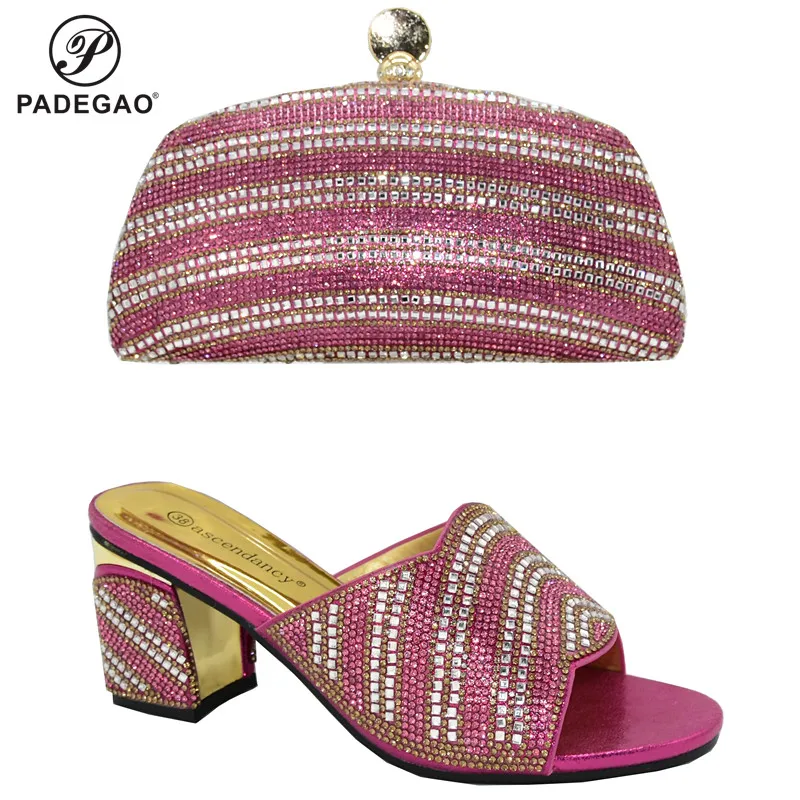 Женские свадебные туфли и подходящая Сумочка в нигерийском стиле цвета фуксии