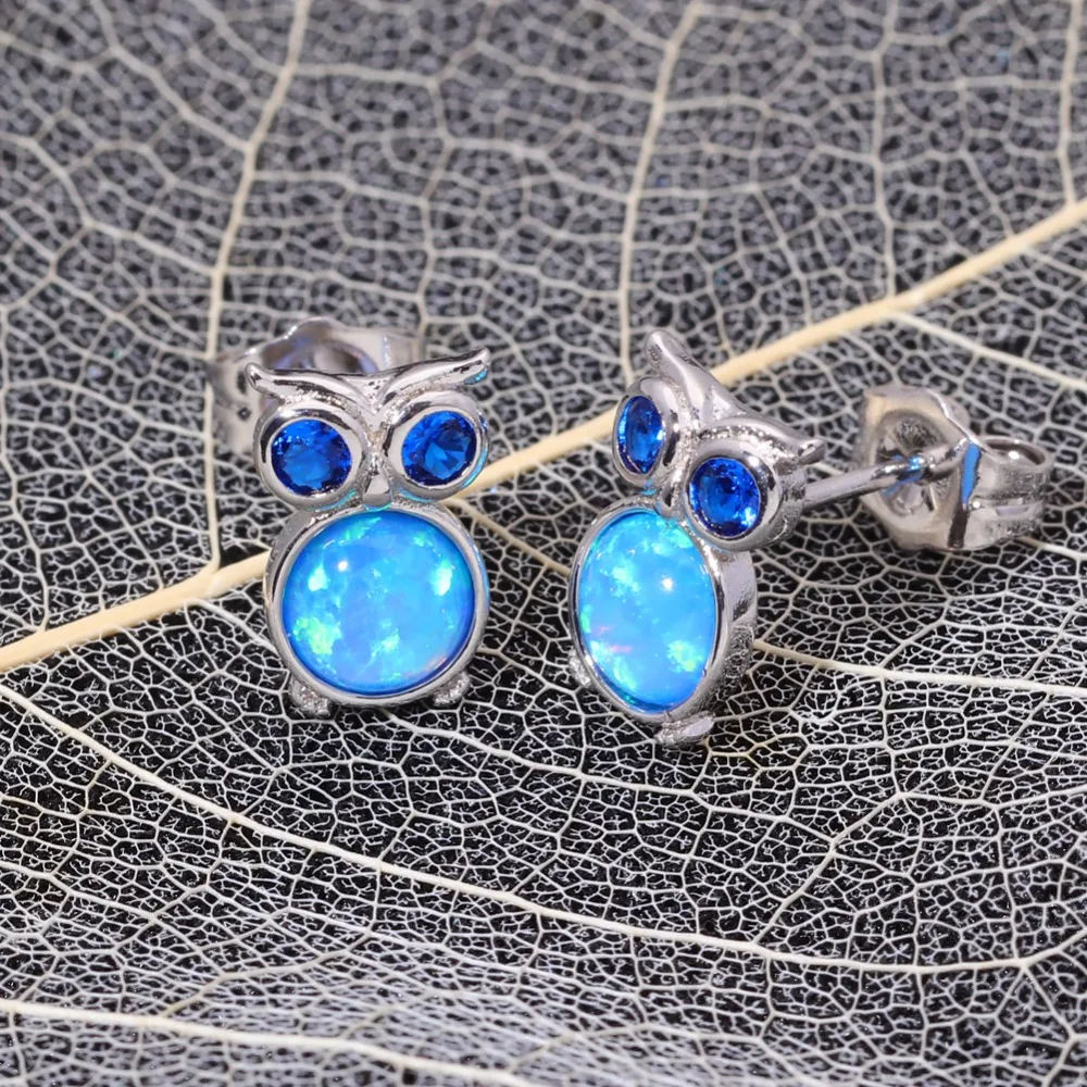 Женские серьги-гвоздики с белым и голубым огненным опалом 10 мм | Украшения